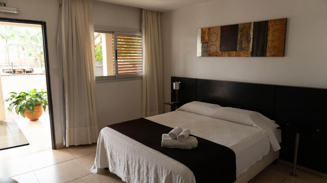 Hotel Oaky Posadas Exterior foto